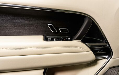 Land Rover Range Rover IV рестайлинг, 2024 год, 31 990 000 рублей, 20 фотография