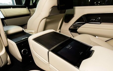 Land Rover Range Rover IV рестайлинг, 2024 год, 31 990 000 рублей, 16 фотография