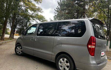 Hyundai Grand Starex Grand Starex I рестайлинг 2, 2011 год, 1 250 000 рублей, 6 фотография