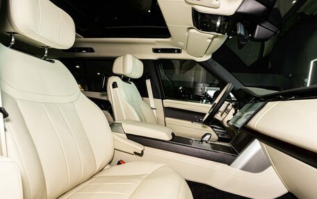 Land Rover Range Rover IV рестайлинг, 2024 год, 31 990 000 рублей, 25 фотография