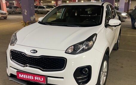 KIA Sportage IV рестайлинг, 2018 год, 2 100 000 рублей, 1 фотография