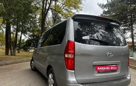 Hyundai Grand Starex Grand Starex I рестайлинг 2, 2011 год, 1 250 000 рублей, 5 фотография