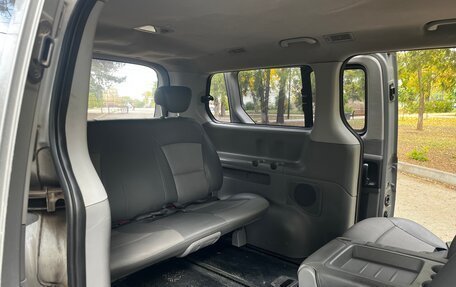 Hyundai Grand Starex Grand Starex I рестайлинг 2, 2011 год, 1 250 000 рублей, 8 фотография