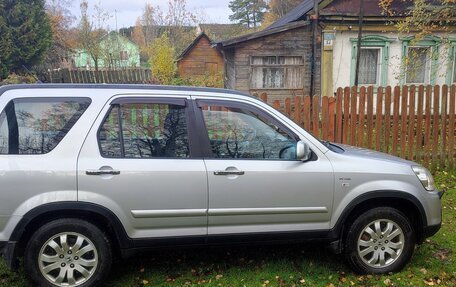 Honda CR-V II рестайлинг, 2005 год, 950 000 рублей, 2 фотография
