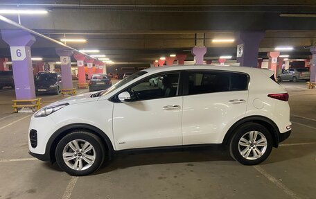 KIA Sportage IV рестайлинг, 2018 год, 2 100 000 рублей, 2 фотография