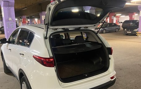 KIA Sportage IV рестайлинг, 2018 год, 2 100 000 рублей, 9 фотография