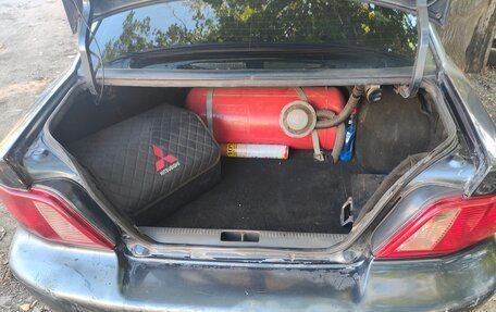 Mitsubishi Galant VIII, 2002 год, 320 000 рублей, 6 фотография