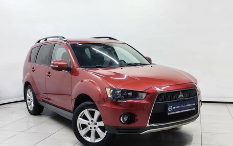 Mitsubishi Outlander III рестайлинг 3, 2011 год, 1 028 000 рублей, 1 фотография