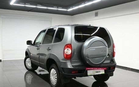 Chevrolet Niva I рестайлинг, 2016 год, 645 000 рублей, 6 фотография