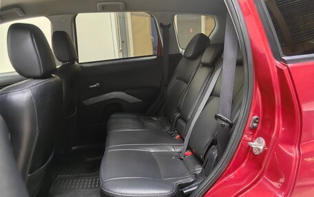 Mitsubishi Outlander III рестайлинг 3, 2011 год, 1 028 000 рублей, 7 фотография