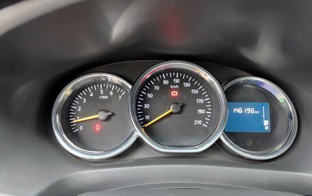 Renault Logan II, 2015 год, 695 000 рублей, 7 фотография