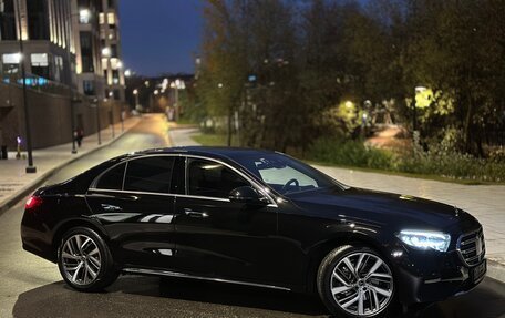 Mercedes-Benz E-Класс, 2024 год, 6 690 000 рублей, 2 фотография