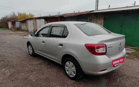 Renault Logan II, 2015 год, 695 000 рублей, 5 фотография