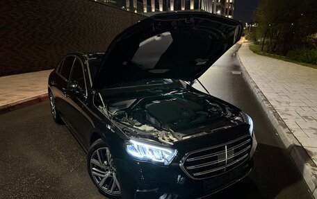 Mercedes-Benz E-Класс, 2024 год, 6 690 000 рублей, 38 фотография