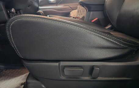 Mitsubishi Outlander III рестайлинг 3, 2017 год, 1 990 000 рублей, 16 фотография