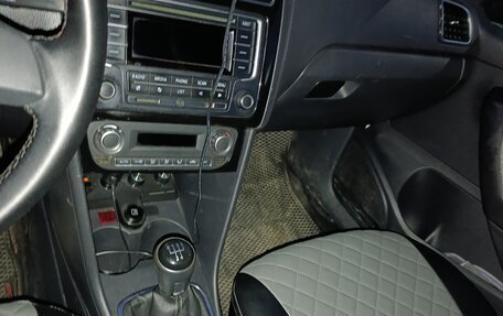 Volkswagen Polo VI (EU Market), 2014 год, 900 000 рублей, 5 фотография