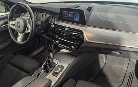 BMW 5 серия, 2019 год, 3 320 000 рублей, 16 фотография