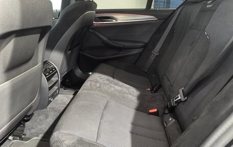 BMW 5 серия, 2019 год, 3 320 000 рублей, 14 фотография