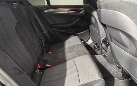 BMW 5 серия, 2019 год, 3 320 000 рублей, 15 фотография