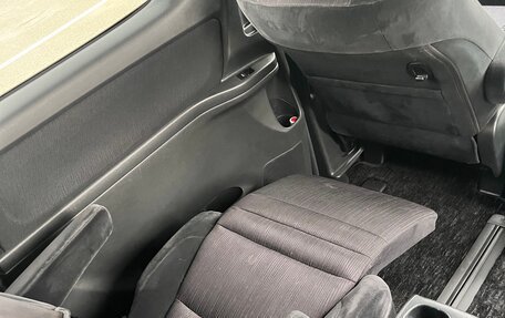 Toyota Vellfire I, 2008 год, 1 600 000 рублей, 7 фотография