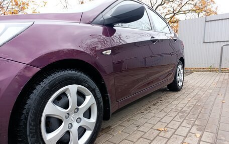 Hyundai Solaris II рестайлинг, 2012 год, 740 000 рублей, 16 фотография