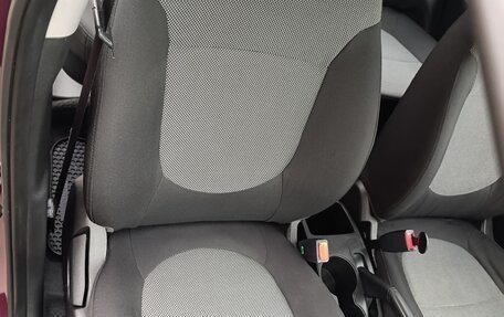 Hyundai Solaris II рестайлинг, 2012 год, 740 000 рублей, 22 фотография