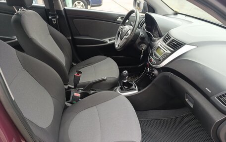 Hyundai Solaris II рестайлинг, 2012 год, 740 000 рублей, 18 фотография