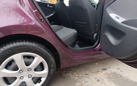 Hyundai Solaris II рестайлинг, 2012 год, 740 000 рублей, 21 фотография