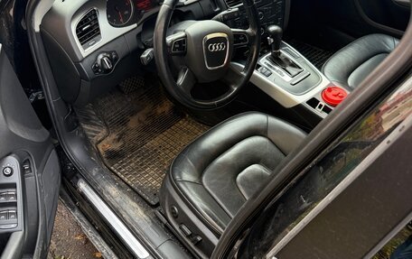 Audi A4, 2011 год, 1 200 000 рублей, 5 фотография