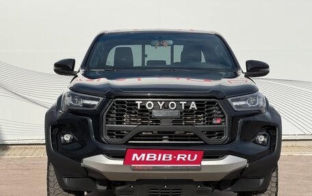 Toyota Hilux VIII, 2023 год, 6 200 000 рублей, 3 фотография