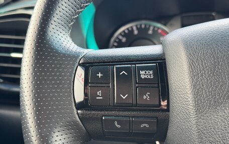 Toyota Hilux VIII, 2023 год, 6 200 000 рублей, 15 фотография