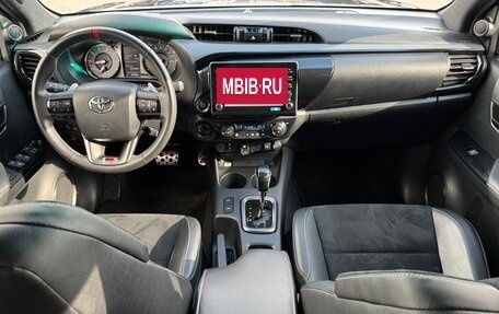 Toyota Hilux VIII, 2023 год, 6 200 000 рублей, 13 фотография