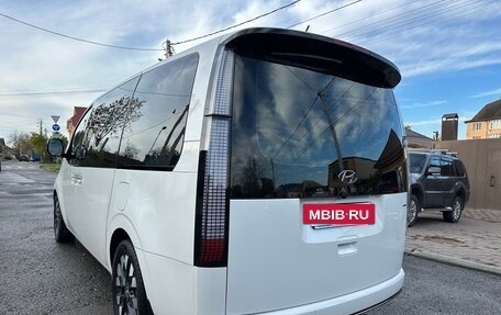 Hyundai Staria, 2021 год, 4 490 000 рублей, 5 фотография