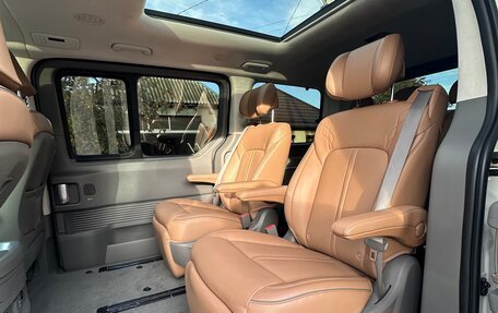 Hyundai Staria, 2021 год, 4 490 000 рублей, 12 фотография