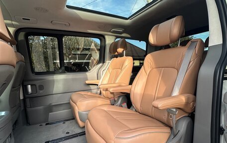 Hyundai Staria, 2021 год, 4 490 000 рублей, 13 фотография