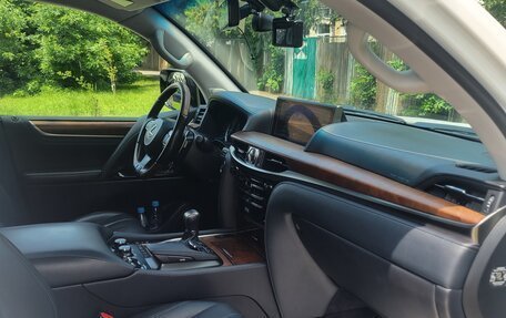 Lexus LX III, 2017 год, 8 000 000 рублей, 9 фотография