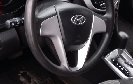 Hyundai Solaris II рестайлинг, 2012 год, 830 000 рублей, 11 фотография