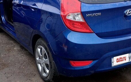 Hyundai Solaris II рестайлинг, 2012 год, 830 000 рублей, 17 фотография