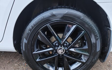 Skoda Rapid I, 2017 год, 1 440 000 рублей, 23 фотография