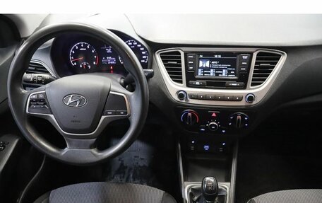 Hyundai Solaris II рестайлинг, 2019 год, 1 047 000 рублей, 9 фотография