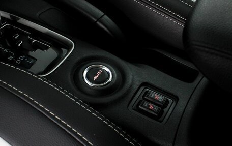 Mitsubishi Outlander III рестайлинг 3, 2015 год, 1 490 000 рублей, 18 фотография