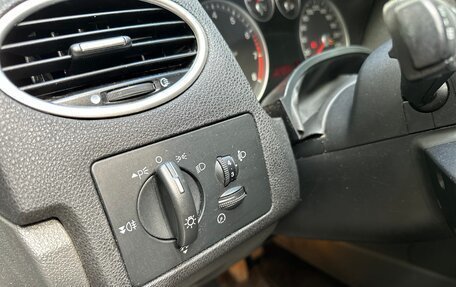 Ford Focus II рестайлинг, 2007 год, 200 000 рублей, 13 фотография