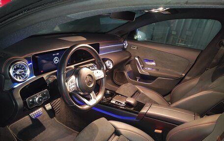 Mercedes-Benz CLA, 2019 год, 3 500 000 рублей, 18 фотография