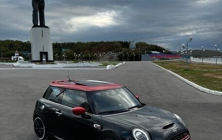 MINI Hatch, 2021 год, 2 750 000 рублей, 3 фотография