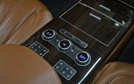 Land Rover Range Rover IV рестайлинг, 2013 год, 3 898 000 рублей, 24 фотография