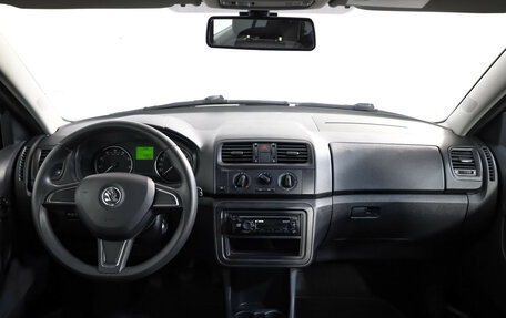 Skoda Fabia II, 2013 год, 625 000 рублей, 10 фотография