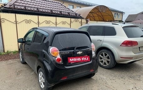 Chevrolet Spark III, 2011 год, 500 000 рублей, 2 фотография