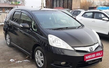 Honda Fit Shuttle I рестайлинг, 2012 год, 1 000 000 рублей, 2 фотография