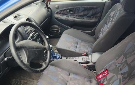 Mitsubishi Carisma I, 1998 год, 120 000 рублей, 8 фотография