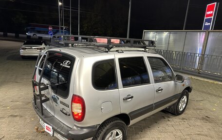 Chevrolet Niva I рестайлинг, 2005 год, 345 000 рублей, 2 фотография